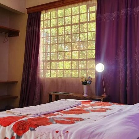 Sparkles Resort Meru Ngoại thất bức ảnh